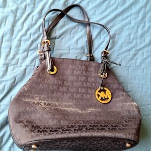 Michael Kors Purse(Price Negotiable)